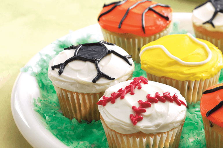 Decoración de cupcakes deportivos | Betty Crocker